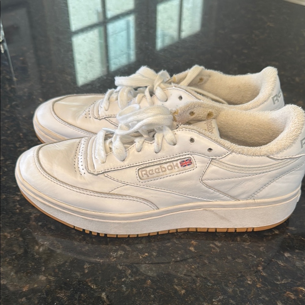 Reebok Club C 85 White Leather Sneakers with Gum Sole size 8